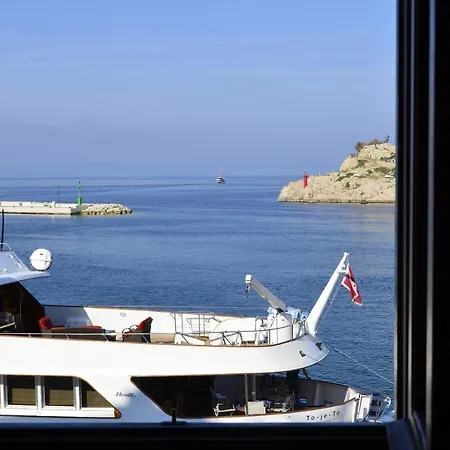 Bellevue - Spectaculary * Makarska